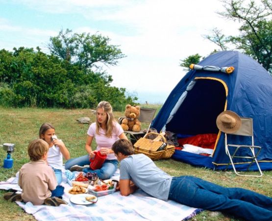Stay Safe Camping With Kids: Tips for All Outdoor Environments
