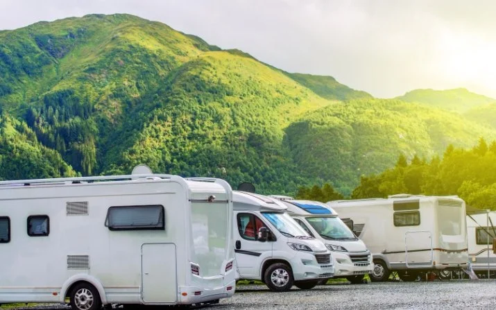 Campgrounds vs RV Parks: How to Choose Based on Travel Style