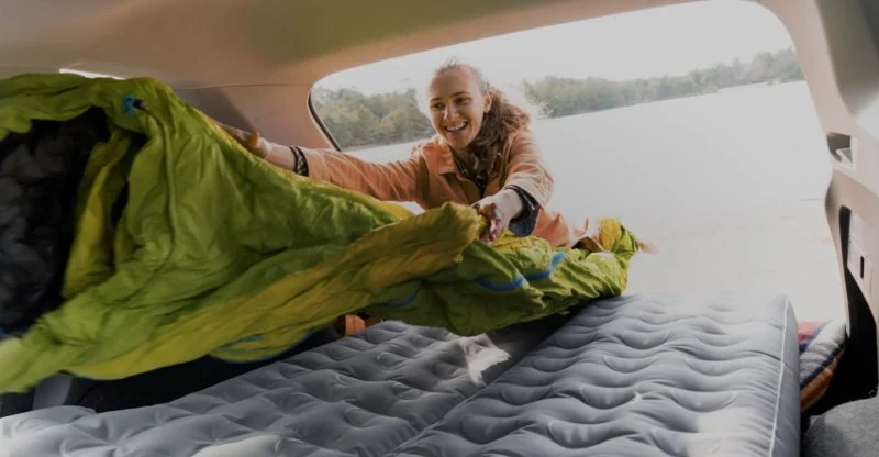 How to Camp Comfortably in a Small Car Without Feeling Cramped or Disorganized